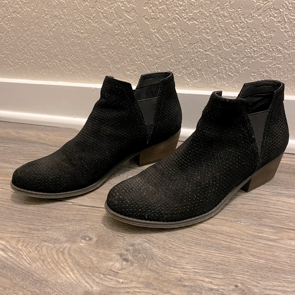 Crown Vintage Bonny Chelsea boots